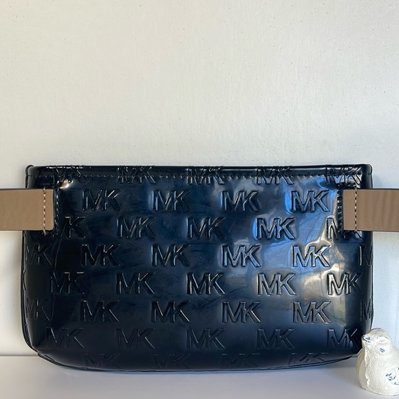 Micheal Kors Belt Bag main image 14